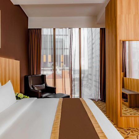 Bay Hotel Ho Chi Minh Экстерьер фото