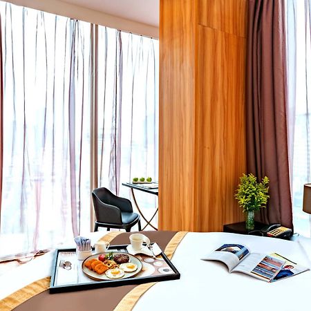 Bay Hotel Ho Chi Minh Экстерьер фото