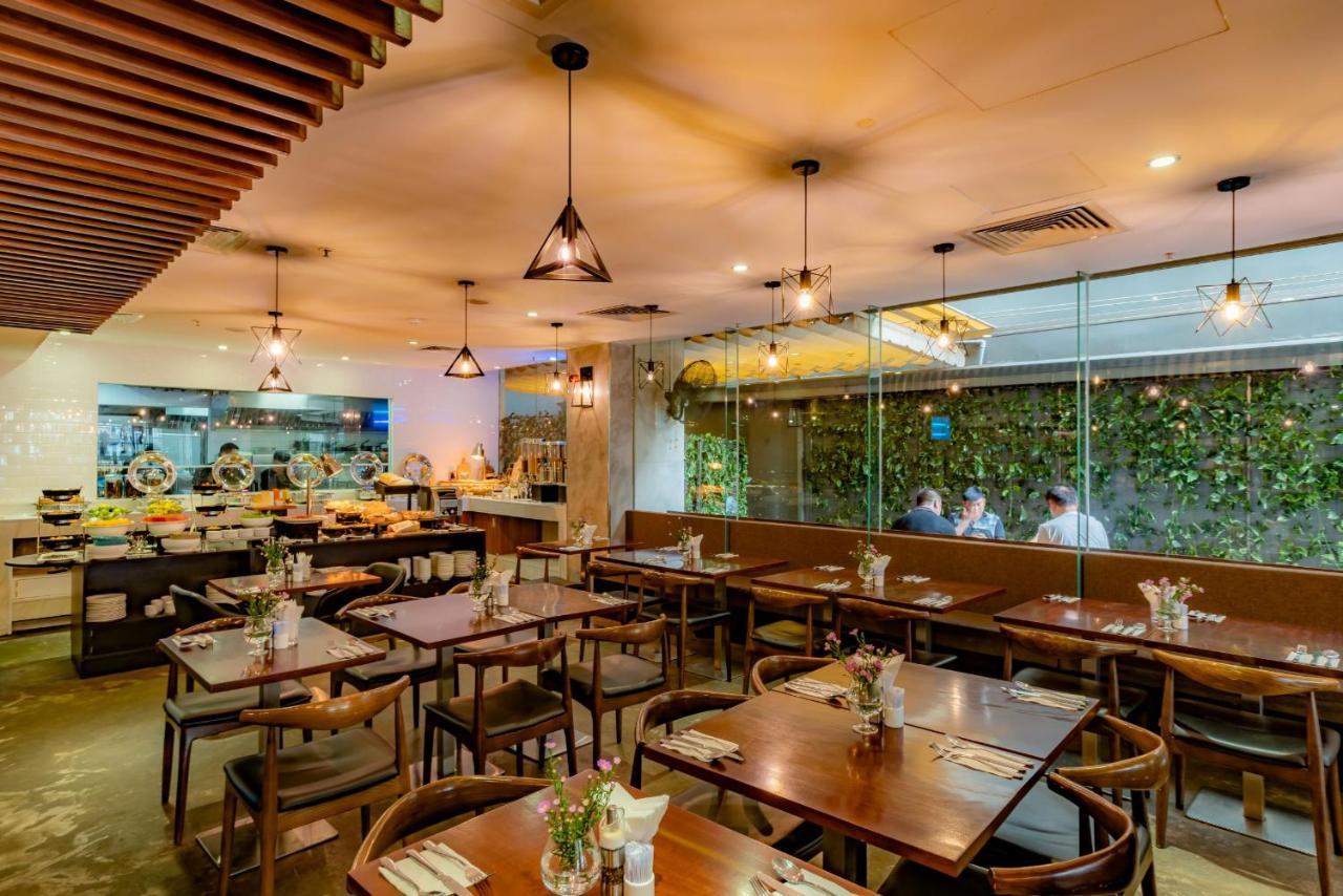 Bay Hotel Ho Chi Minh Экстерьер фото