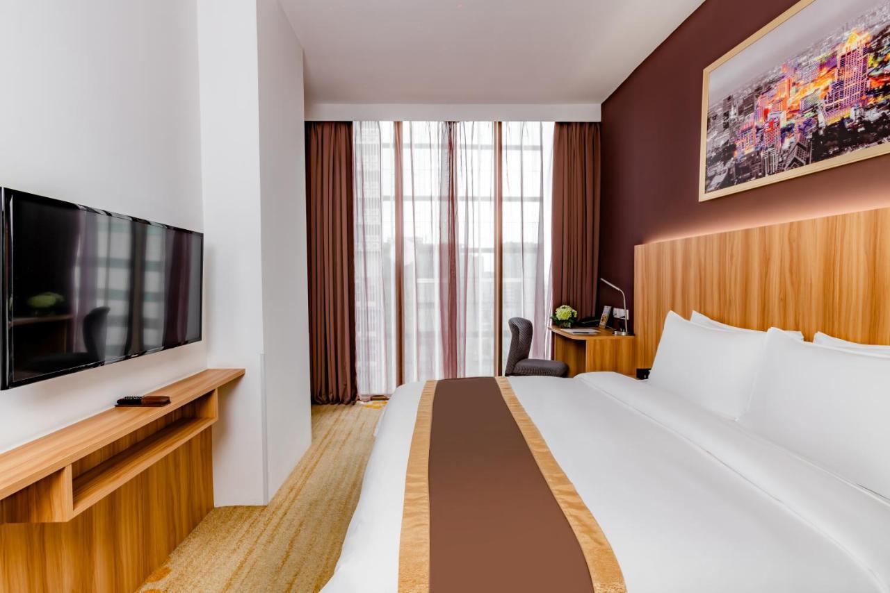 Bay Hotel Ho Chi Minh Экстерьер фото