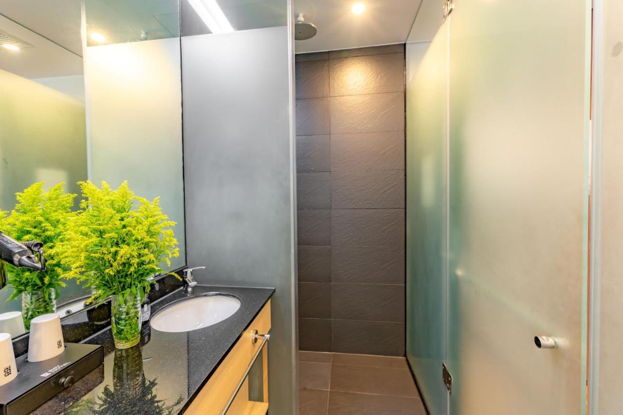 Bay Hotel Ho Chi Minh Экстерьер фото