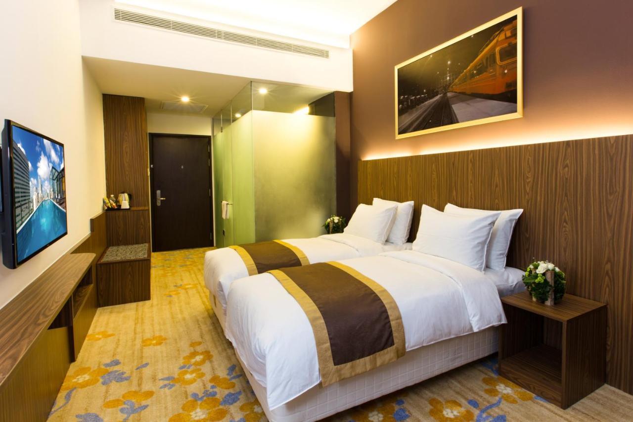 Bay Hotel Ho Chi Minh Экстерьер фото