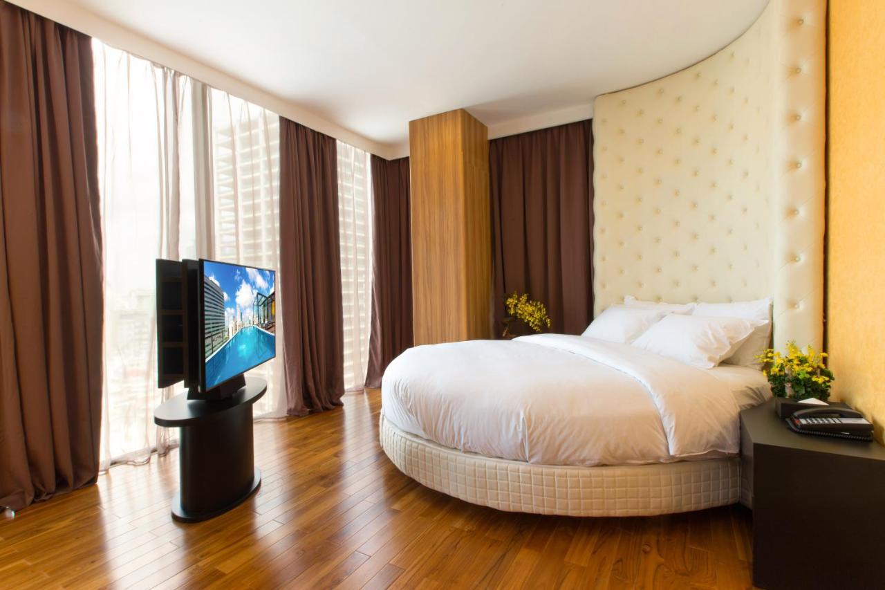 Bay Hotel Ho Chi Minh Экстерьер фото