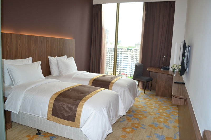 Bay Hotel Ho Chi Minh Экстерьер фото